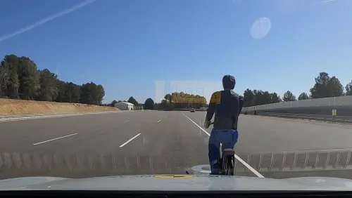 ▲Euro NCAP強調比亞迪 ATTO 3「駕駛輔助系統」不適合公路駕駛，存在根本性結構缺陷，若駕駛者誤信其輔助功能，反而會造成重大安全風險。（圖／翻攝官網）