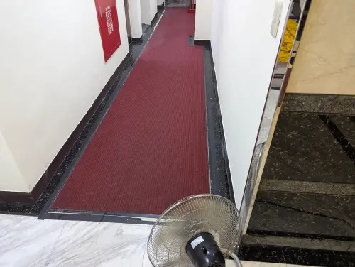 立法院抵擋不住大雨淹水。(圖/讀者提供) ▲立法院抵擋不住大雨淹水。(圖/讀者提供)