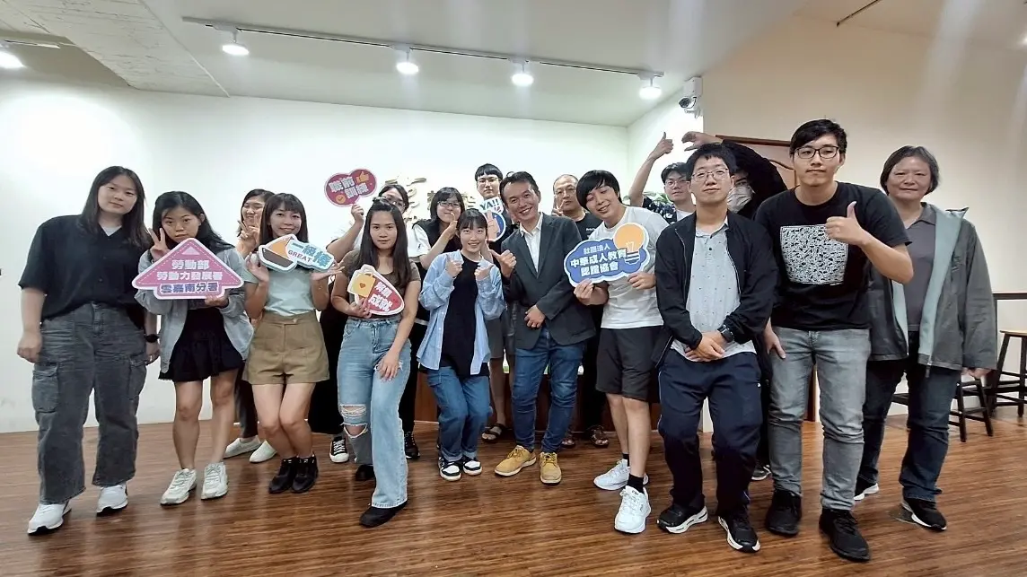 ▲ 《UIUX超直覺網頁互動設計培訓班》於近日舉辦結訓成果發表會。（圖／翻攝畫面）