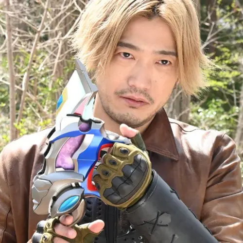 ▲谷口賢志過去主演日本特攝片。 ▲谷口賢志過去主演日本特攝片。(圖/谷口賢志X)