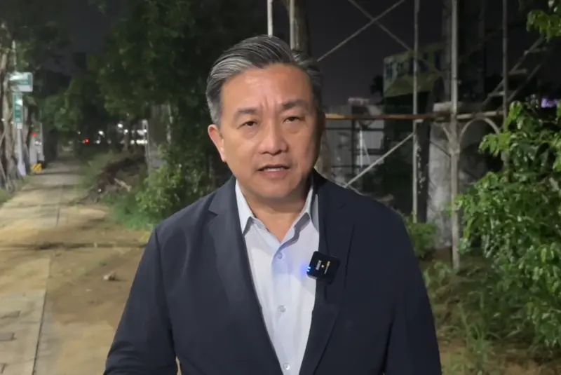 ▲民進黨立委王定宇被爆料，在內部LINE群組要求行政團隊，「透過媒體、第三方釋出澄清且具殺傷力消息」，消息曝光後惹議。（圖／翻攝畫面）