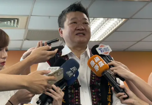 滿臉淤泥照挨批作秀！何博文還原過程反酸：別用嘴巴治水、救災民
