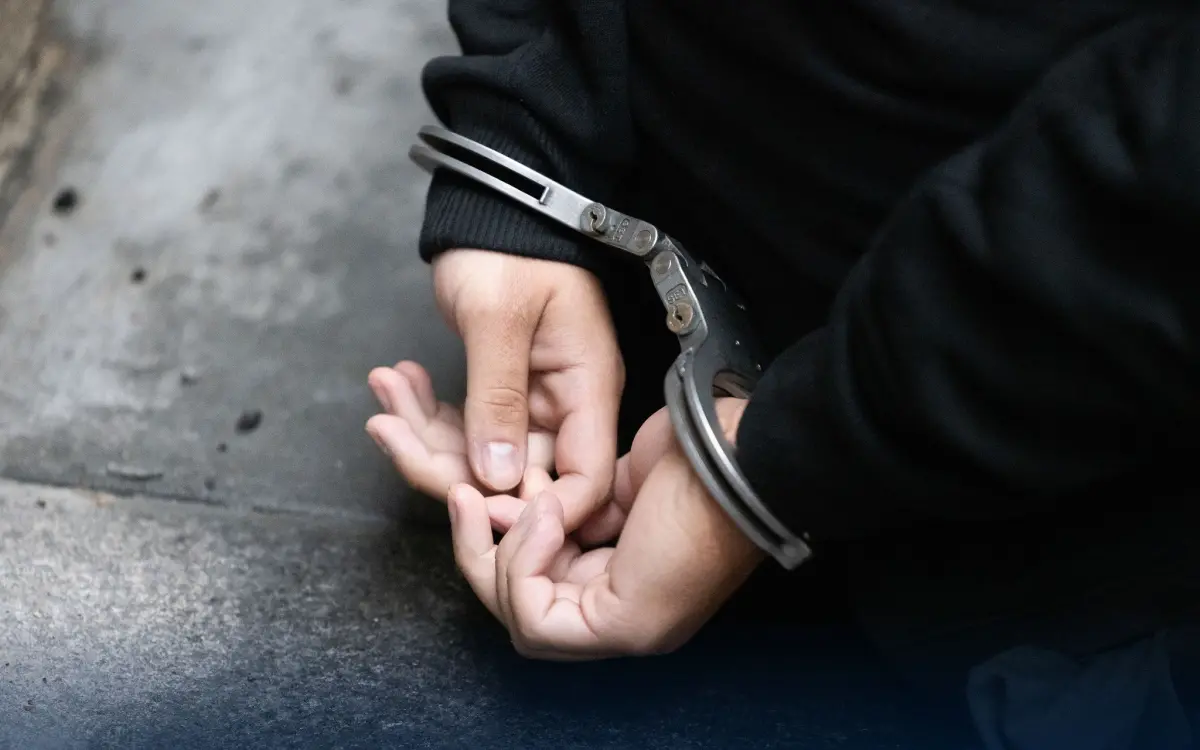 ▲澳洲4日發生未成年兇殺案，一名14歲中國女交換學生在寄宿家庭遭另名13歲中國女交換學生持刀刺傷後不治身亡。13歲女生已遭當地警方調查後指控謀殺。示意圖（圖／翻攝自NSW Police Force臉書）