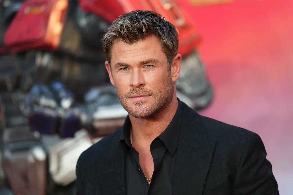 ▲克里斯漢斯沃發短片感謝雷神索爾這個角色對他演藝人生的影響，卻被粉絲解讀成「要從漫威畢業」，坦言自己沒有讓小編澄清，而他也覺得粉絲都誤會了，其實這不是他的退出宣言。（圖／美聯社／達志影像）