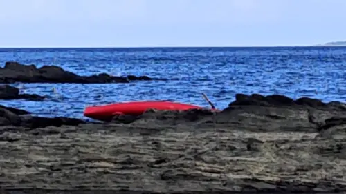 新北貢寮驚傳落海意外！獨木舟遭浪襲翻覆　1人失蹤海空搜救中
