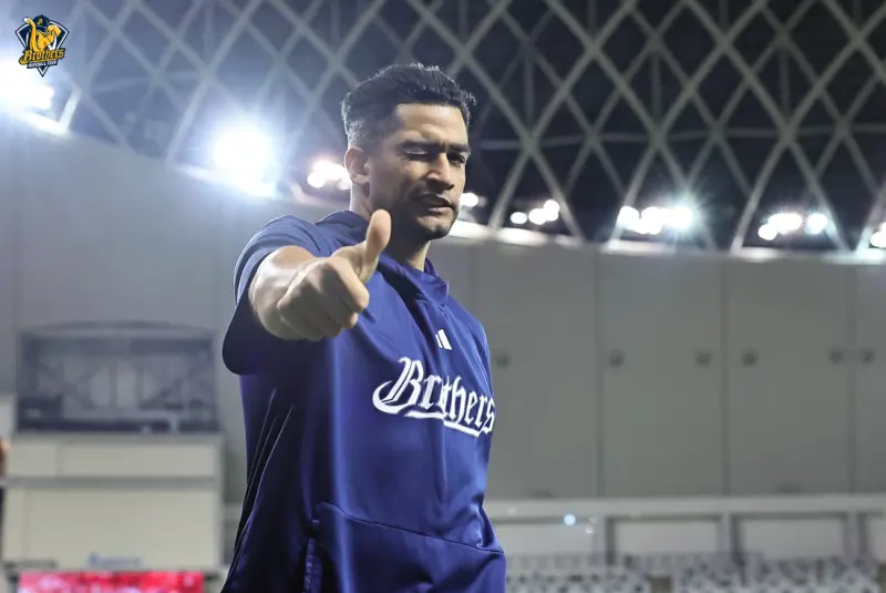 ▲中信兄弟今日宣布以柯威士取代超人氣洋投德保拉。現年34歲的柯威士曾有6年韓職經歷，2023年單季出賽18場累積12勝0敗，論資歷屬於外掛洋投等級，也具有豐富亞洲職棒經驗。（圖／中信兄弟提供）