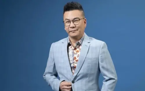 ▲沈玉琳為妻女拼命賺！被稱「女兒傻瓜」和友人喝酒一通電話奔回家。（圖／沈玉琳IG）