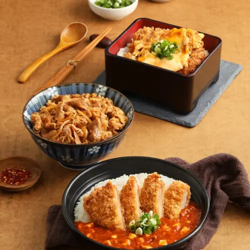 ▲父親節買三商鮮五丼菲力豬排丼套餐「免費送招牌牛丼」。（圖／翻攝自三商鮮五丼FB）
