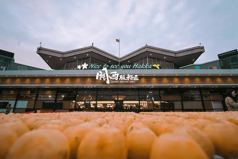 ▲高速公路局近日就揭曉《國道好便利－吃喝玩樂網路票選》結果，最終由新竹的關西服務區囊括「好好吃」與「好好玩」兩大類別冠軍。（圖／取自新東陽官網hty.com.tw）