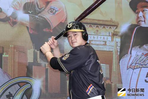 中職／胡金龍結束旅美時曾想放棄打球！「牛爸」一通電話改變想法
