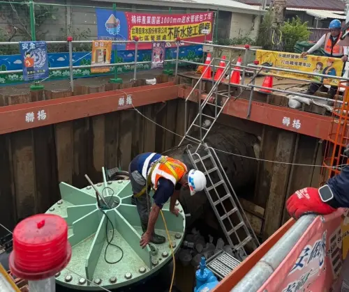 ▲ 不斷水作業程序，施工期間原管線可維持正常供水，成功避免產業及民生約20萬用戶長達24小時的停水影響。（圖：聯揚營造提供）