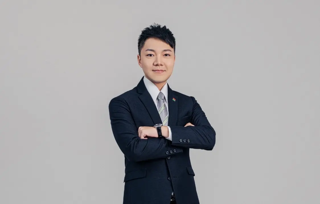 ▲今年房市景氣雖較往年清淡，但信義房屋青埔A19店姜智耀持續自我要求，加上信義房屋全台直營資源挹注，獲得買賣客戶回訪滿意度均滿分的好表現。（圖／信義房屋提供）