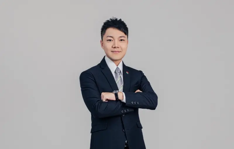 ▲今年房市景氣雖較往年清淡，但信義房屋青埔A19店姜智耀持續自我要求，加上信義房屋全台直營資源挹注，獲得買賣客戶回訪滿意度均滿分的好表現。（圖／信義房屋提供）