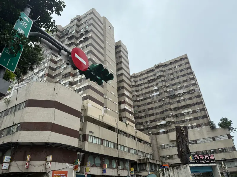 30死猛鬼大樓要拆了！命理師揭西寧國宅兩大煞　改建進度、規劃曝