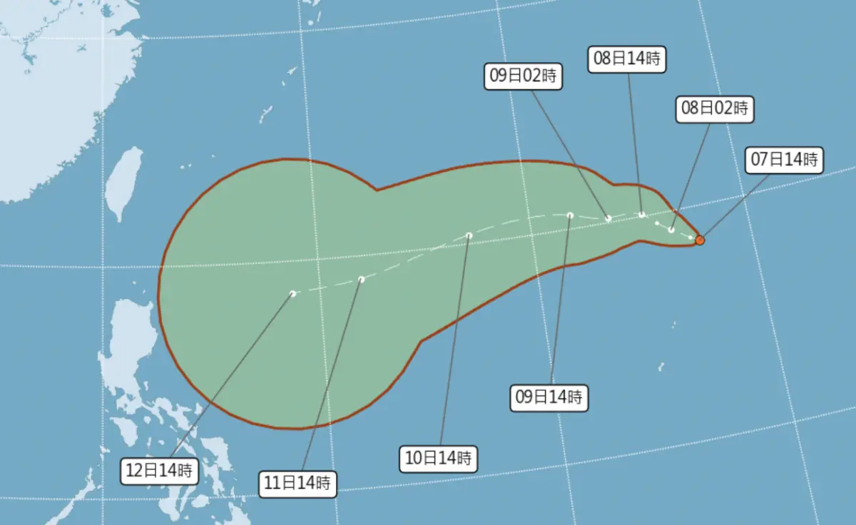 ▲台灣東方外海整合出新的「熱帶性低氣壓」，氣象署提醒，未來增強為「楊柳颱風」的機率不低。（圖／中央氣象署cwa.gov.tw）