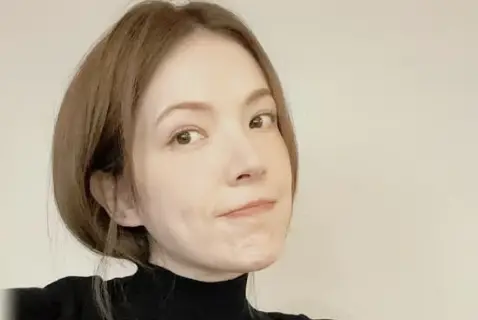 許瑋甯挺8月孕肚慶41歲生！她辣穿無袖露背洋裝　手臂變化超驚人
