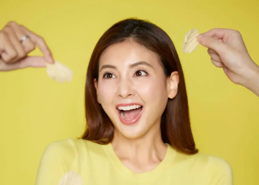 ▲39歲藝人韋汝（如圖）斥資百萬創業，轉戰電商賣零食，三個月內業績就飆升，讓她成功回本。對此，她也表示創業讓她體會到真實的愛。（圖／健康食品RAW 提供）