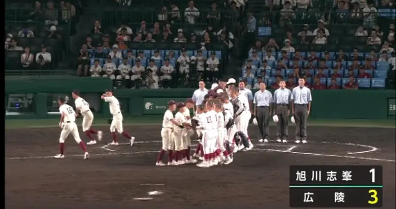 ▲在昨（7）日舉行的第107屆夏季甲子園第3天賽程中，來自廣島縣的代表廣陵高校以3：1擊敗北北海道代表旭川志峯高校，成功連續第3年晉級第2輪。然而，賽後雙方選手的舉動卻意外掀起網路熱議。（圖／取自@a118114 X）