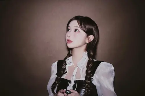 ▲富邦啦啦隊女神李珠珢開新IG帳號，女僕裝美照引球迷熱烈回應。（圖／取自_jueun32 IG）