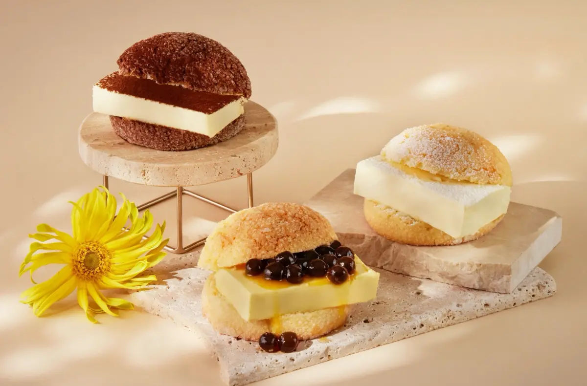 ▲台北喜來登飯店邀請日本福岡排隊神店「MOROPAIN」快閃登台，明天開賣，最手矚目的就是港、日兩地爆紅的「蜜瓜包」，在日本被封為「排隊三小時也要買到」的人氣麵包。（圖／台北喜來登提供）