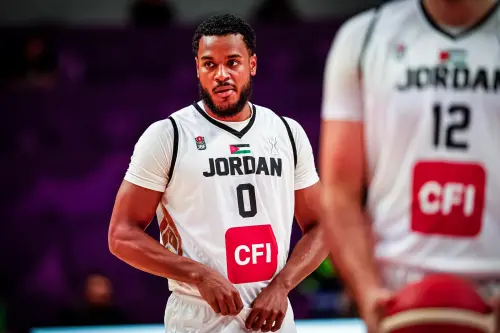 ▲阿卜杜拉（2004年生，196公分，後衛）效力於NCAA D1的Detroit Mercy，首戰對印度的比賽中，他替補出場貢獻10分6籃板2助攻，第四節多次進球鞏固領先，助隊延長賽以91：84獲勝。（圖／取自Jordan Basketball Federation IG）