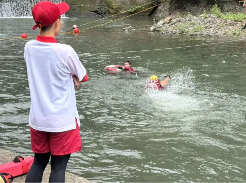 ▲新北市政府觀光旅遊局局長楊宗珉特別推薦好玩又安全的淺水灣、白沙灣、中角灣、福隆海水浴場及三峽大豹溪等新北觀光景點。（圖／新北市觀旅局提供）