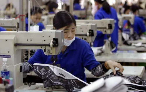 印尼經濟風雨飄搖！美中貿易戰雙重夾擊　中產縮水、新創受挫
