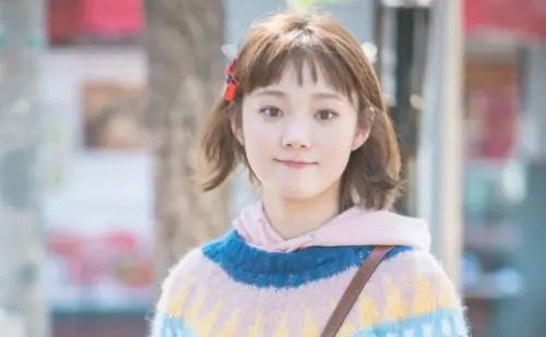 ▲李聖經過去出演《舉重妖精金福珠》，為戲增胖10公斤，後續又光速瘦身，被粉絲大讚相當敬業。（圖／IG heybiblee）