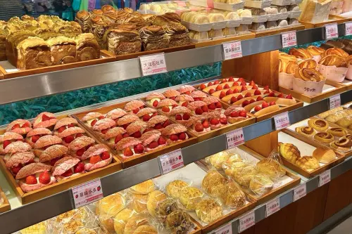 宜蘭買奶凍捲算外行！眾改瘋「黑馬伴手禮」：吃上癮　在地人讚爆
