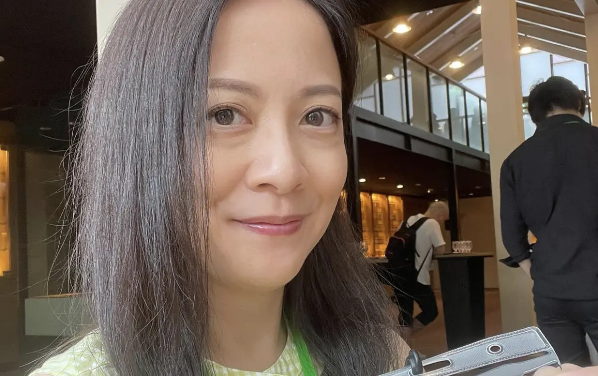 ▲演員李淑楨（如圖）發長文悼念童年夥伴顏正國，指出童星生活是「禮物也是負累」，並感謝顏正國在片場對她的保護。（圖／翻攝自李淑楨（楨性情）臉書）