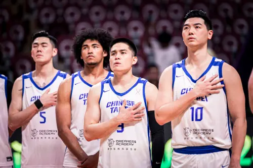 ▲紐西蘭讓中華男籃和所有籃球迷不再有不切實際幻想，什麼是世界級球隊？現代籃球該怎麼打？速度如何改變比賽?史上最強中華隊夢幻泡泡被紐西蘭一擊破滅。（圖／取自FIBA亞洲盃官網）