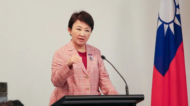 盧秀燕故意找架吵？開槓卓揆超兇悍！他曝目的：要讓這群人喜歡