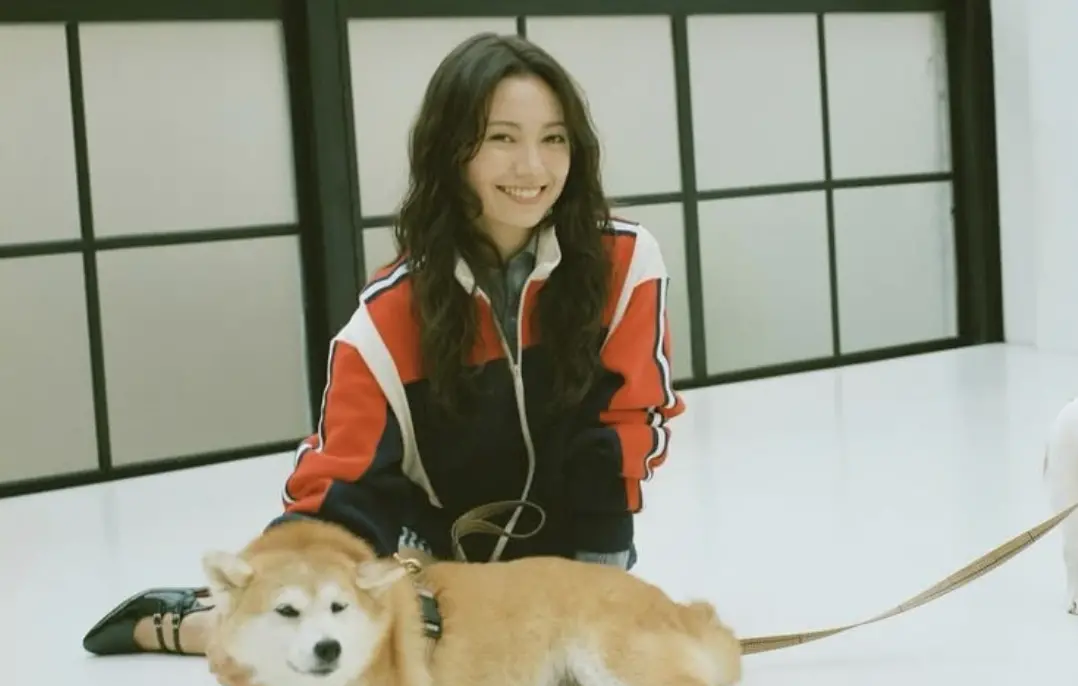 ▲二階堂富美（如圖）宣布跟諧星Kazlaser結婚。（圖／二階堂富美IG@fumi_nikaido）