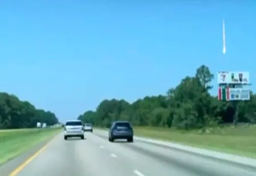 天降隕石砸穿民宅屋頂！地質學家鑑定驚：比地球年齡還大
