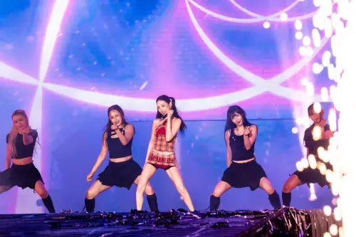 ▲宣美一連帶來《Siren》、《Heroine》、《24 Hours》、《Gashina》金曲，她也直呼能演唱給大家聽，很幸福。（圖／讀者提供）