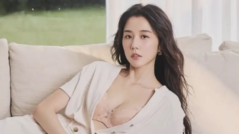 ▲35歲女星邵雨薇（如圖）擁有甜美外型與自然親和力，合作過的對象大多傳出緋聞「假戲真做」，包括了祕戀是元介、與吳思賢傳出「姐弟戀」，曖昧過的張立昂曾經肺塌陷緊急插管，一度命危。（圖／翻攝自臉書）