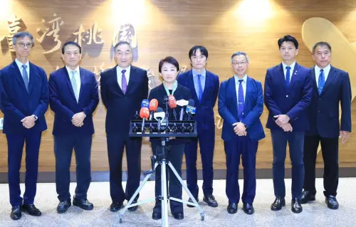 不當空中飛人了！盧秀燕避談黨主席選舉　提醒眼前這事最重要　
