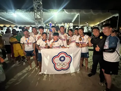 ▲中華隊終場以55：38的比數，寫下男子隊再度問鼎世界冠軍的光榮篇章。總教練：「我們用行動證明，台灣巧固球在世界賽場沒有弱點。」（圖／中華巧固球協會提供）