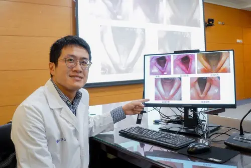 ▲洪上祐醫師分享「局部麻醉下喉部注射治療」。（圖／成大醫院提供）