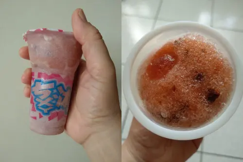 ▲「雙葉剉冰族」是由雙葉食品推出的冰品，主打透過最單純的剉冰作法，將冰塊打粗碎，保留冰塊脆硬的口感，淋上最對味的酸甜梅子醬，吃起來不只清涼又解熱。（圖／翻攝家樂福Carrefour商品網友真心話臉書）