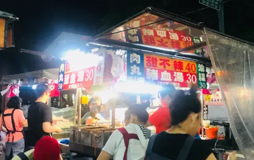 費玉清、張菲都是座上賓！士林50年名店老闆驟逝　江振誠發文悼念
