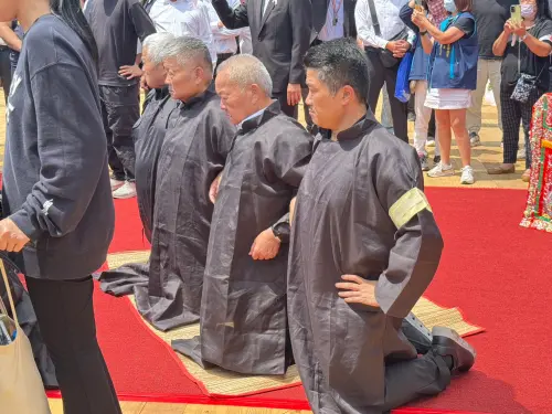 告別式逾3千人參與　顏清標哽咽憶亡父：曾抱怨兒子們都不像他
