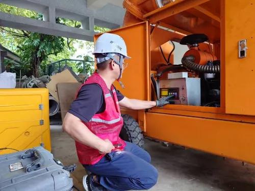 ▲楊柳颱風來勢洶洶，一河分署抽水機功能測試。（圖／經濟部）