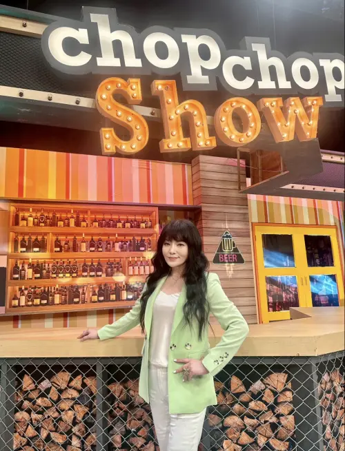 ▲唐綺陽（如圖）是《11點熱吵店》近期的代班主持人之一，製作單位在沈玉琳病癒歸來前，會邀請不同的代班主持維持節目的運作。（圖／摘自 唐綺陽占星幫 FB）