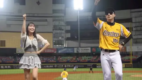 ▲瑄（左）跟Gary（右）應援的時候，遭遇斷棒襲來。（圖／翻攝自Gary IG@garyhl6）