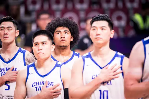 ▲中華男籃在陳盈駿、賀丹的關鍵外線火力帶領下，以78：64擊敗對手，成功晉級八強，這也是中華隊相隔12年再度闖進亞洲盃八強舞台。（圖／取自FIBA亞洲盃官網，https://www.fiba.basketball/en/events/fiba-asiacup-2025/games/125103-TPE-JOR#photos）
