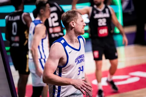 ▲儘管中華隊完成復仇，中國媒體卻點出球隊潛在隱憂，球隊防守籃板保護依舊是大問題，在沒有高柏鎧時，球隊無論是護框還是籃板保護都會明顯被削弱。（圖／取FIBA亞洲盃官網）