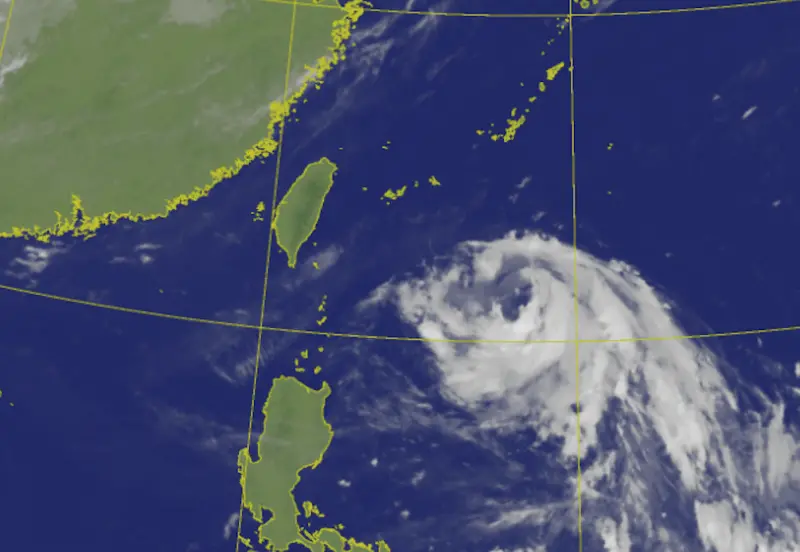 ▲楊柳颱風目前已從輕颱轉為中颱，中央氣象署今（12）日上午5時30分發布楊柳颱風海上警報，氣象專家吳德榮示警東半部及南部要防大量降雨致災，花東則要嚴防中心附近的「破壞性」強風。（圖／中央氣象署cwa.gov.tw）