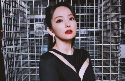 ▲愛紗分手後又復合！因手術身心崩潰　男友貼心照顧挽回她的心。（圖／千田愛紗 Aisa Senda FB）