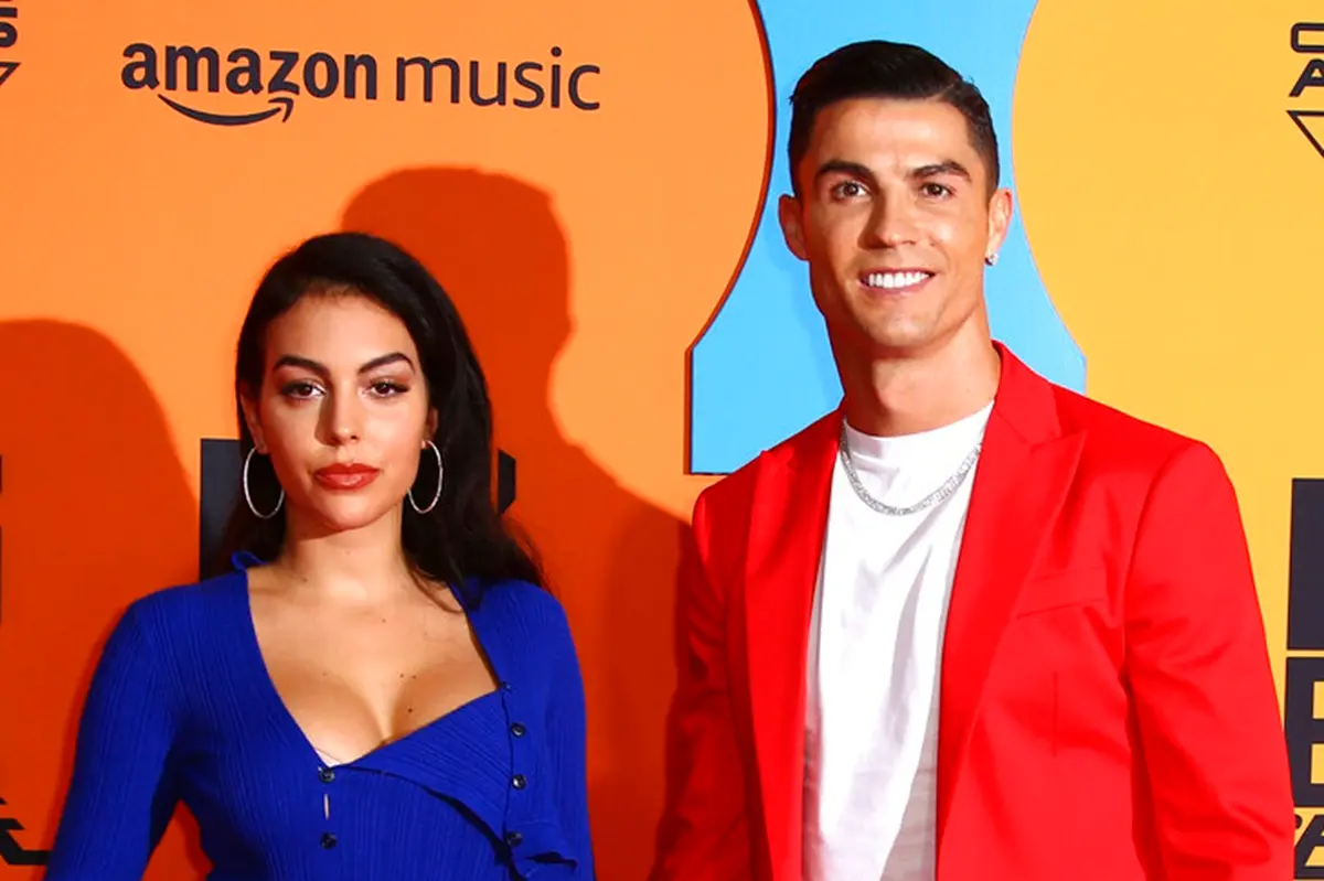 ▲葡萄牙足球傳奇巨星「C羅」羅納度（Cristiano Ronaldo）與阿根廷籍女友喬治娜（Georgina Rodriguez）在相戀八年後，正式步入婚姻。（圖／美聯社／達志影像）